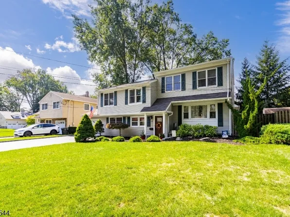 111 Shadowlawn Way, Cranford Twp., NJ 07016