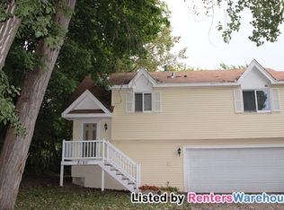 3680 Livingston Ave, Wayzata, MN 55391