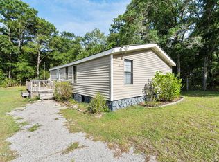 1586 W Kilbart Drive SW, Ocean Isle Beach, NC 28469