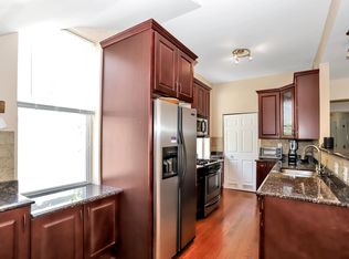 1645 N Bell Ave #1, Chicago, IL 60647