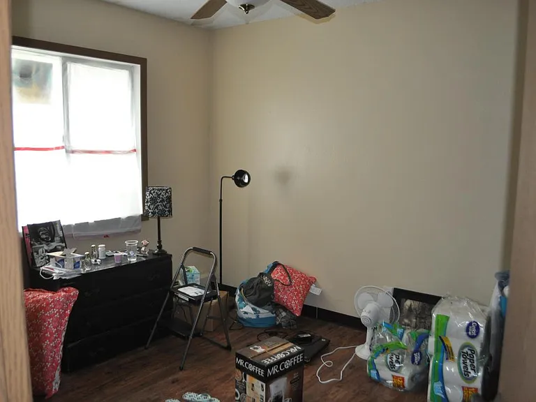 906 Harlocke St #2 — Photo 5