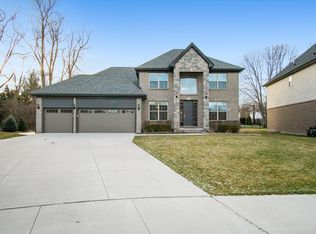 5317 Rangemore Dr, Troy, MI 48085