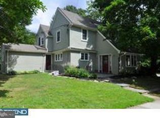 1467 Manoa Rd, Wynnewood, PA 19096