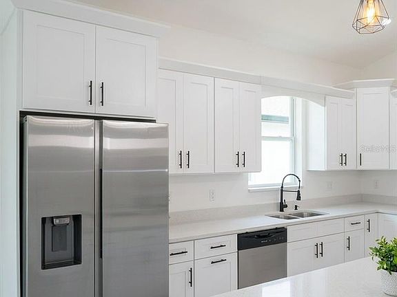 3rd image of 8926 N Orleans Ave