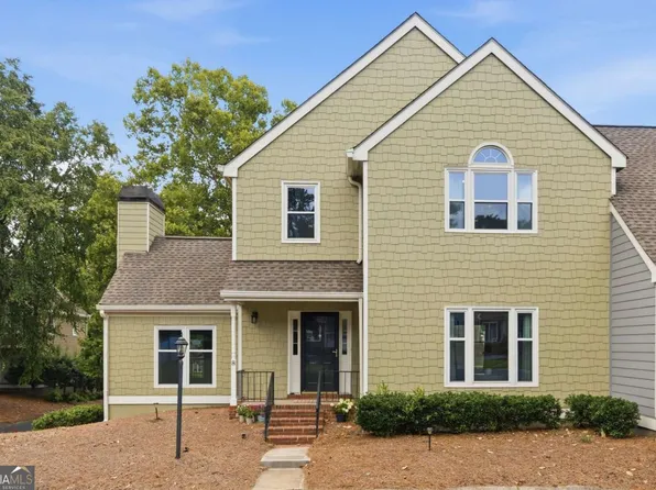 8 Vernon Glen Ct, Sandy Springs, GA 30338
