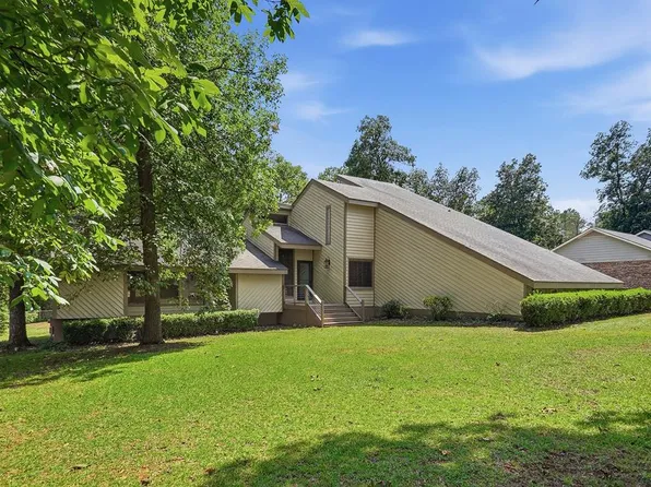 2206 Ashford Dr, Albany, GA 31721