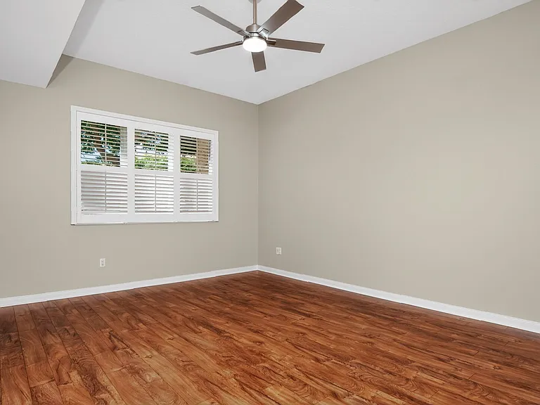 37 Harbour Isle Dr E #106 — Photo 21