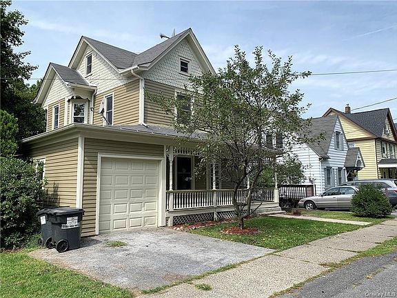 2nd image of 37 Gladstone Ave