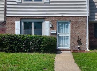 815 S Grosvenor Ct, Virginia Beach, VA 23462