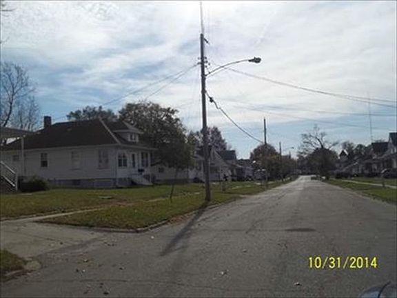 5th image of 205 Madison St