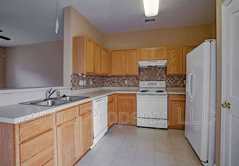 631 Timber Walk Dr — Photo 6