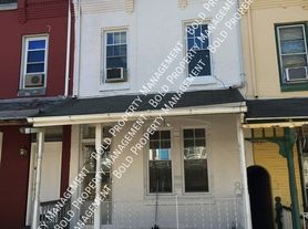719 McKnight St, Reading, PA