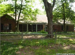 2811 Arden Rd, Louisville, KY 40220