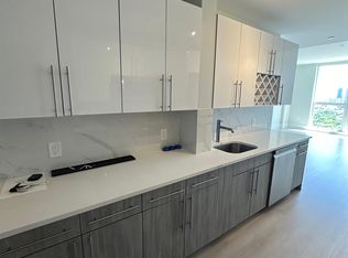 662 Newark St #PENTHOUSE 109, Hoboken, NJ 07030