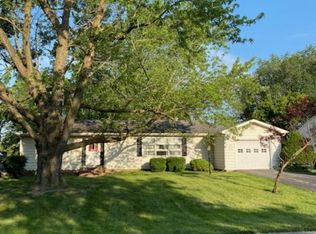601 Maple Ln, Macon, MO 63552
