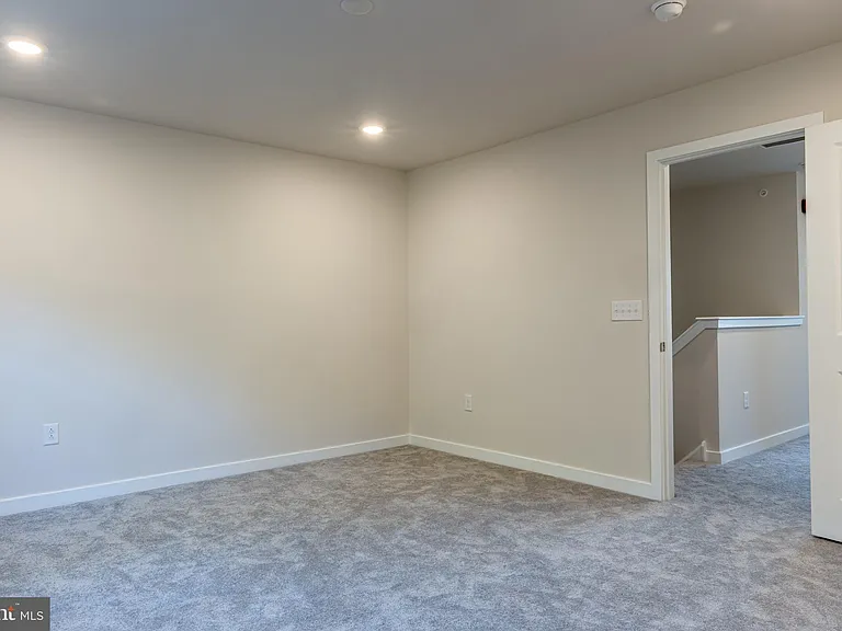 113 Four Leaf Dr — Photo 22