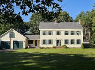 17 Homeplace, Topsham, ME 04086