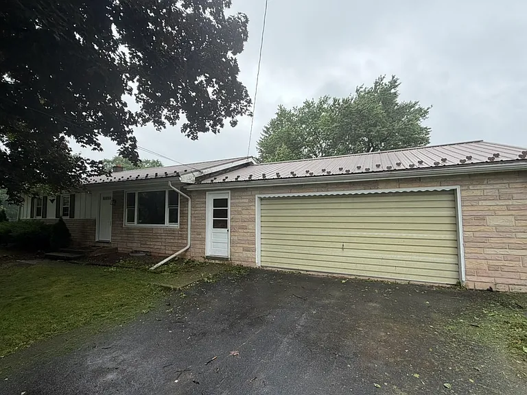264 Elimsport Rd — Photo 2