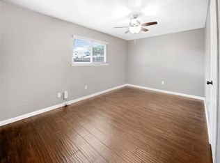 6011 Rustygate Dr, Spring, TX 77373