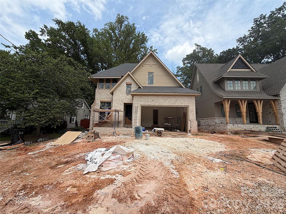 1st image of 4127 Commonwealth Ave