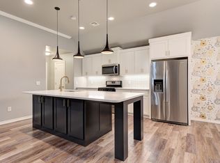 8900 Scarlet Blvd, Yukon, OK 73099