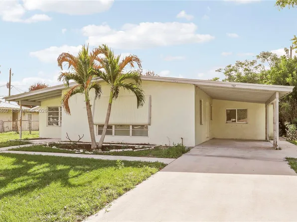 721 SE Solaz Ave, Port Saint Lucie, FL 34983
