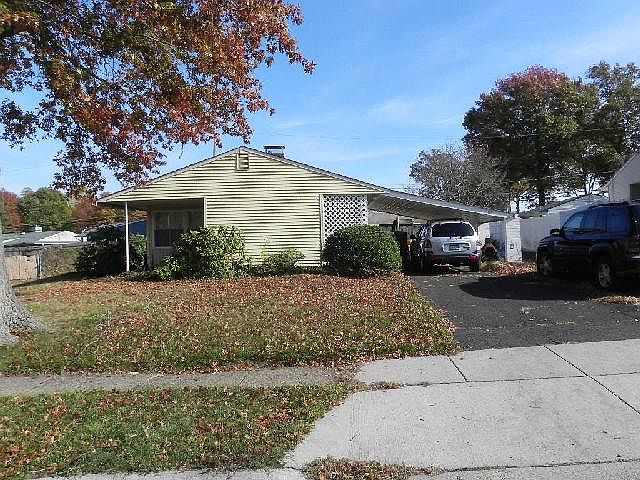 1st image of 84 Thorny Apple Ln