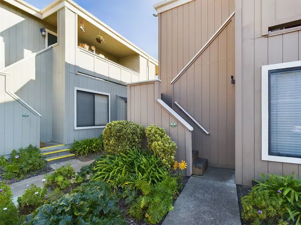 820 Casanova Ave APT 78, Monterey, CA 93940