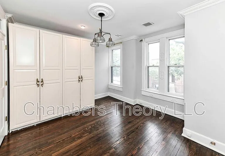 1005 Duke St — Photo 14