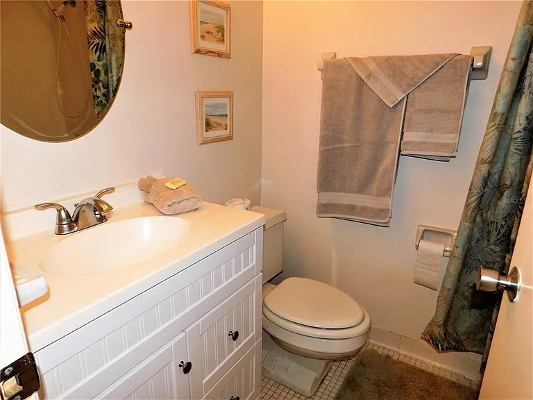 111 E Cypress Ct #111 — Photo 16