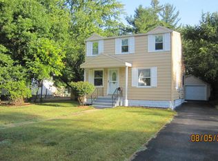 736 Parker Ave, Kalamazoo, MI 49008