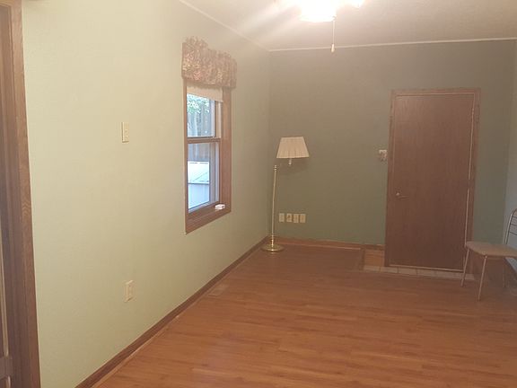 5th image of 7 Brassfield Dr
