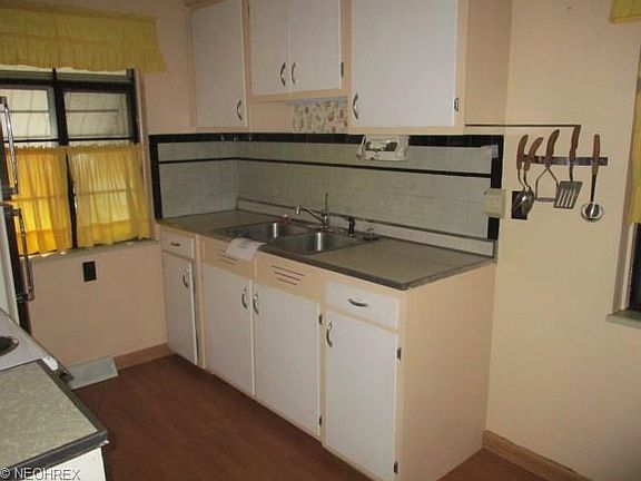 2nd image of 540 Cornell Ave