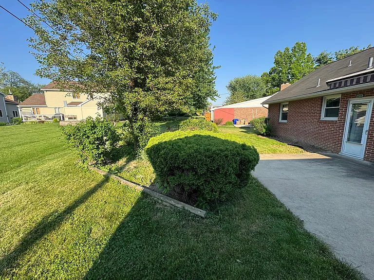 2235 Dixie Dr — Photo 25