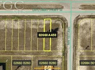 102 Diplomat Pkwy E, Cape Coral, FL 33909