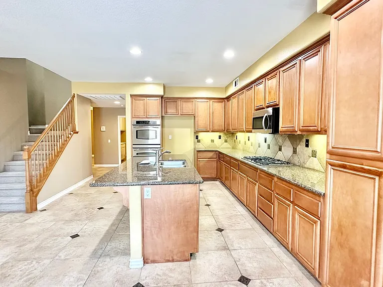 27536 Pinyon St — Photo 12