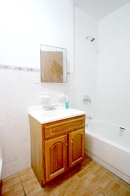 Rented by Elite NY Holdings | media 18