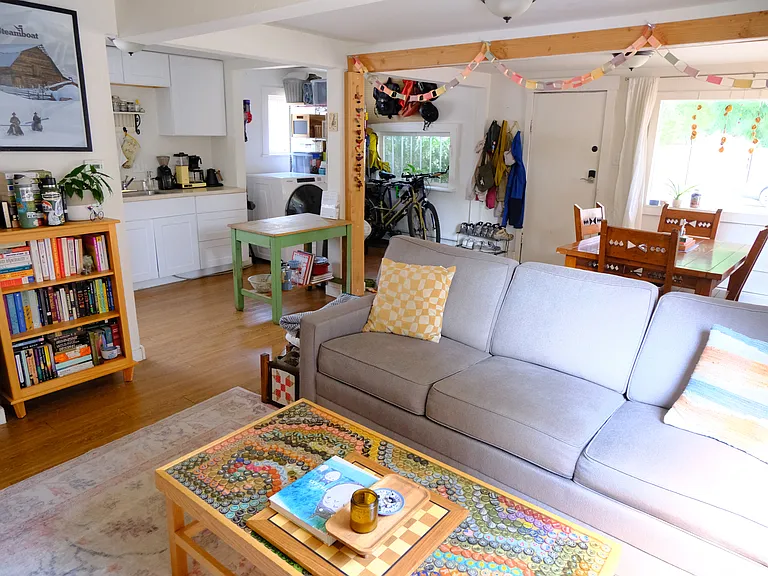 109 S Washington Ave — Photo 7