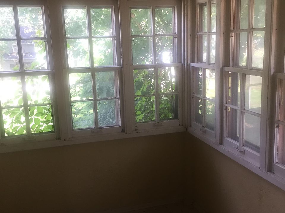 1st image of 1431 Central St