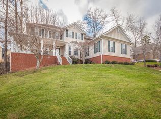 9423 Lazy Circles Dr, Ooltewah, TN 37363