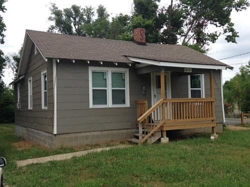 1st image of 817 W Worley St