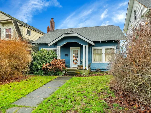 2416 Rucker Avenue, Everett, WA 98201