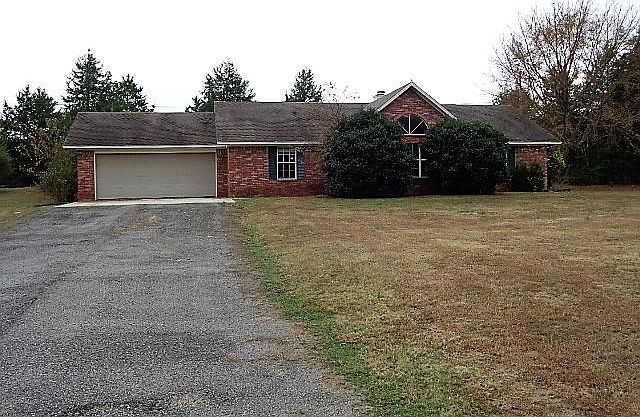 1st image of 117 Lakewood Dr