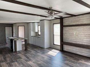 521 10th St, Ogden, KS 66517