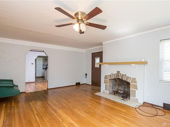 3rd image of 2305 Benson Dr