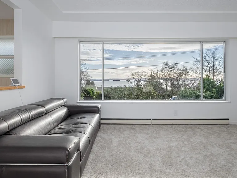 2773 Lawson Ave — Photo 6