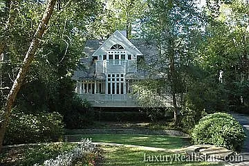 499 Spring Valley Rd NW photo 1