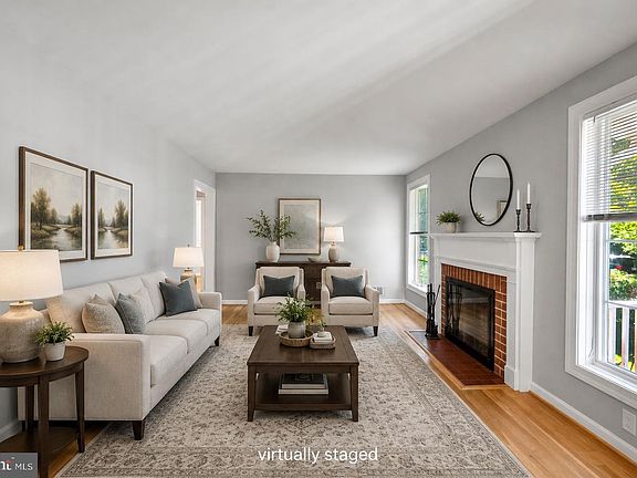 5th image of 4909 Aurora Dr