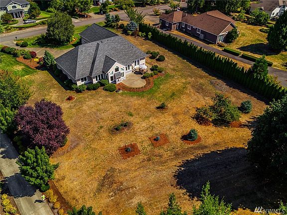 3rd image of 7733 Ostrander Ct SE