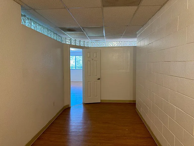 4230 Voltaire St #3 — Photo 29